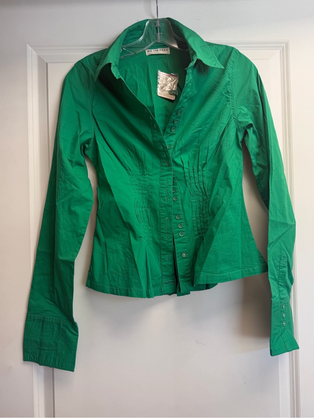 We The Free little pintuck  Emerald Green Button-Front Shirt